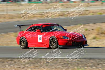 media/Oct-01-2022-Team Topak Racing (Sat) [[f860fb51be]]/4-Inter Low 1/session 1 turn 3/